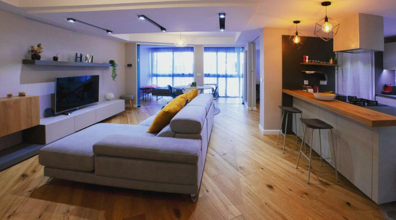 Hexagonal Design Apartment Valencia Exterior photo